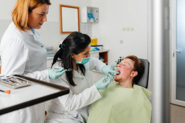 Best Emergency Treatment for Dental Infections or Abscesses in Claymont, DE